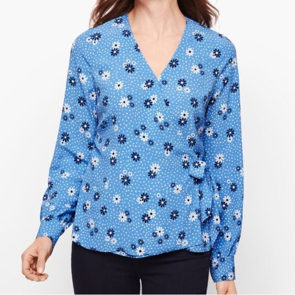 Talbots Women L Blue Flowers & Dots Classic Preppy V-Neck Poet Sleeve Wrap Top